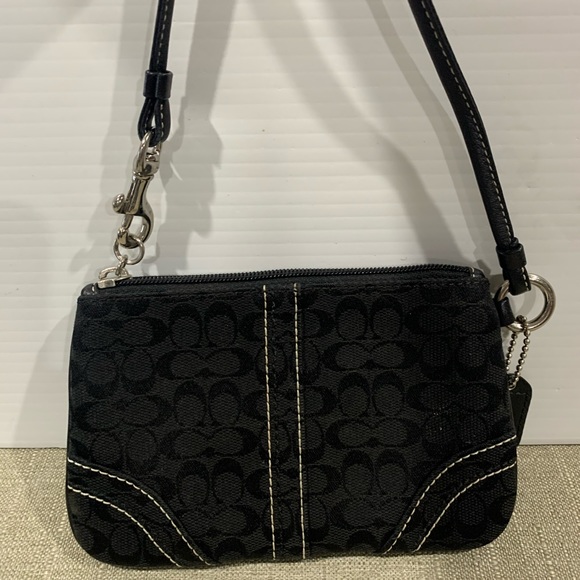 Coach Monogram Wristlet Bag Purse Wallet - Picture 3 of 5
